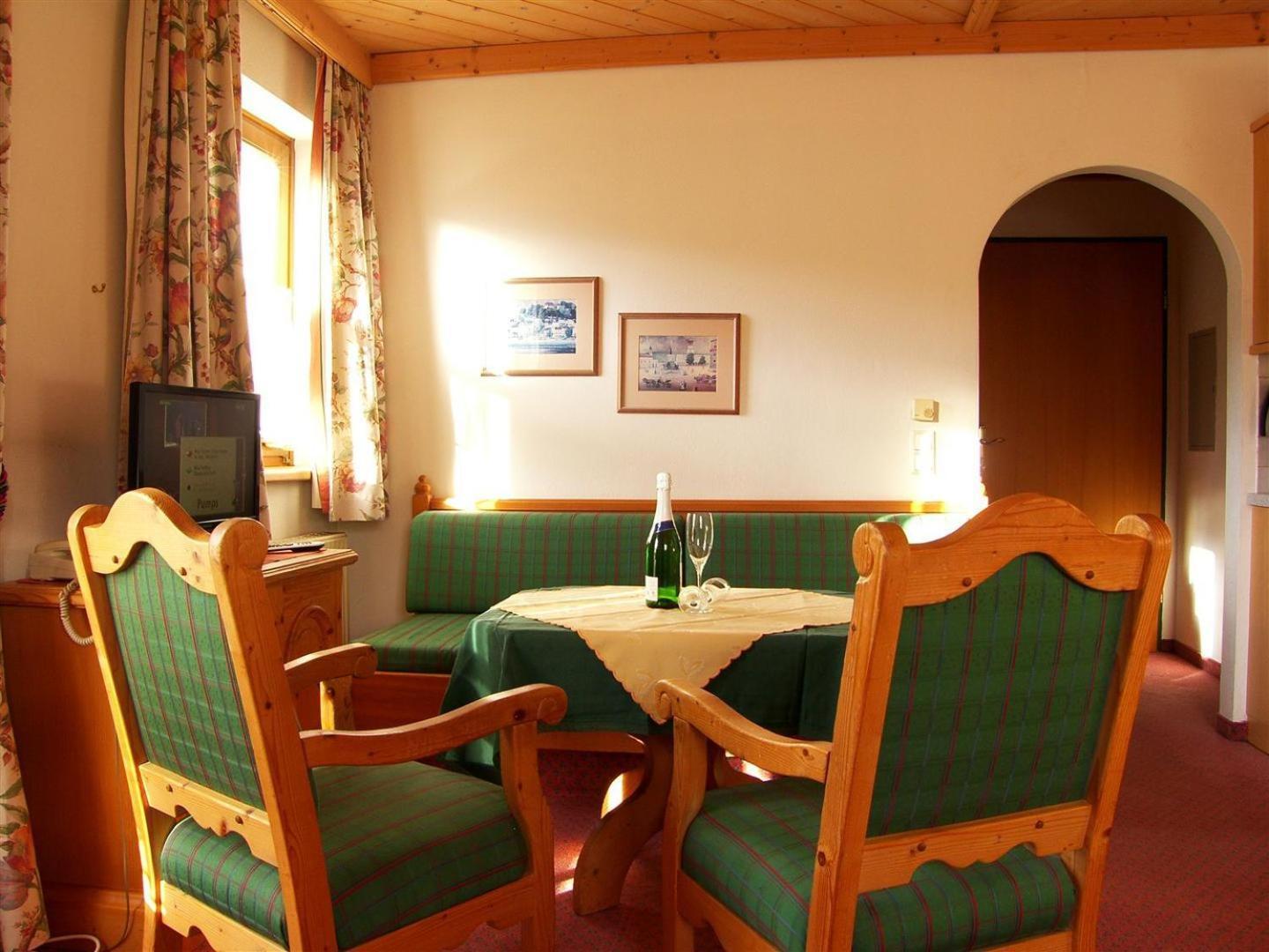 Haus Am Platz - Weitgasser Altenmarkt im Pongau Extérieur photo