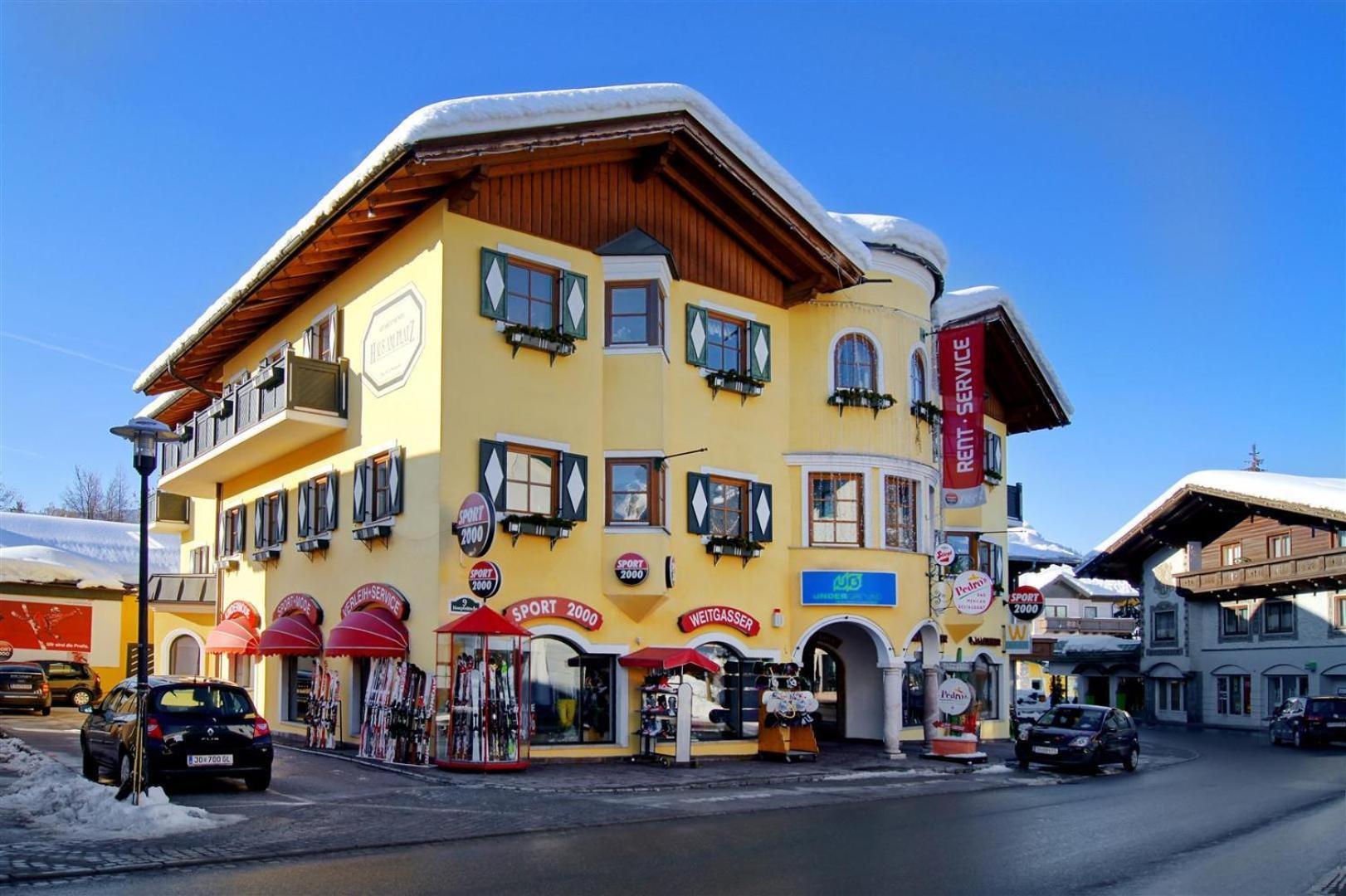 Haus Am Platz - Weitgasser Altenmarkt im Pongau Extérieur photo