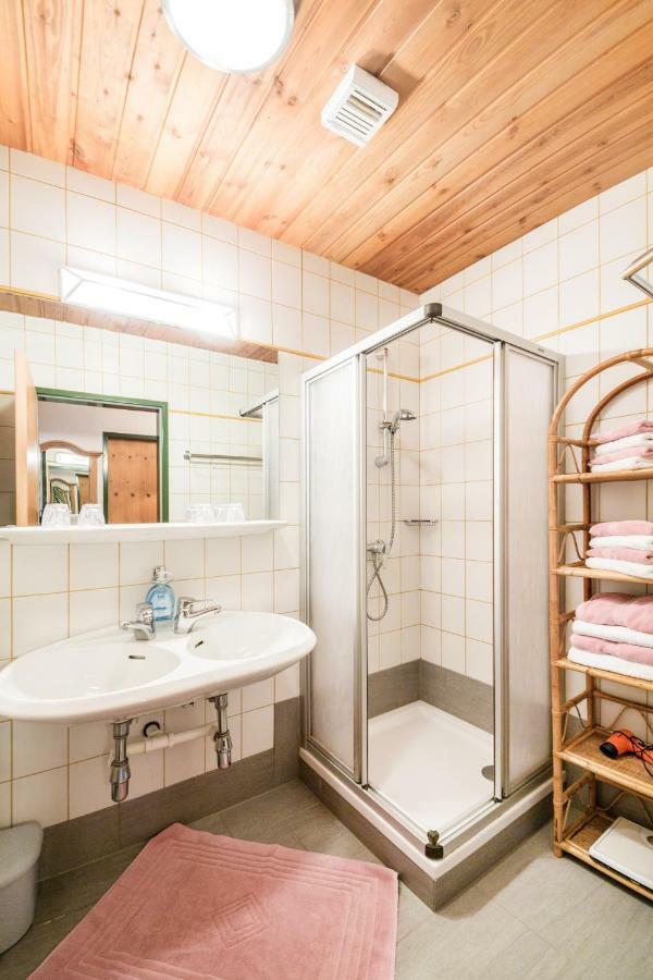 Haus Am Platz - Weitgasser Altenmarkt im Pongau Extérieur photo