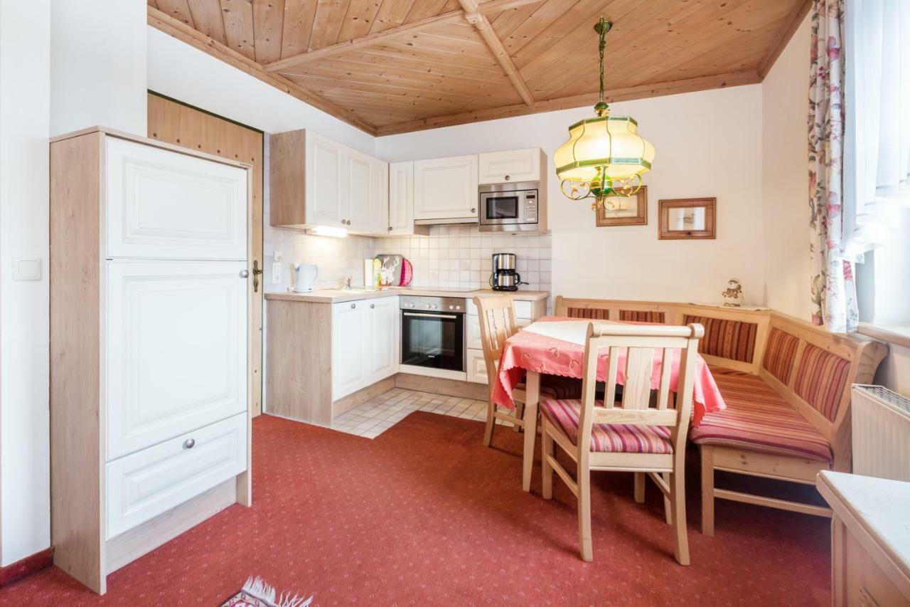 Haus Am Platz - Weitgasser Altenmarkt im Pongau Extérieur photo